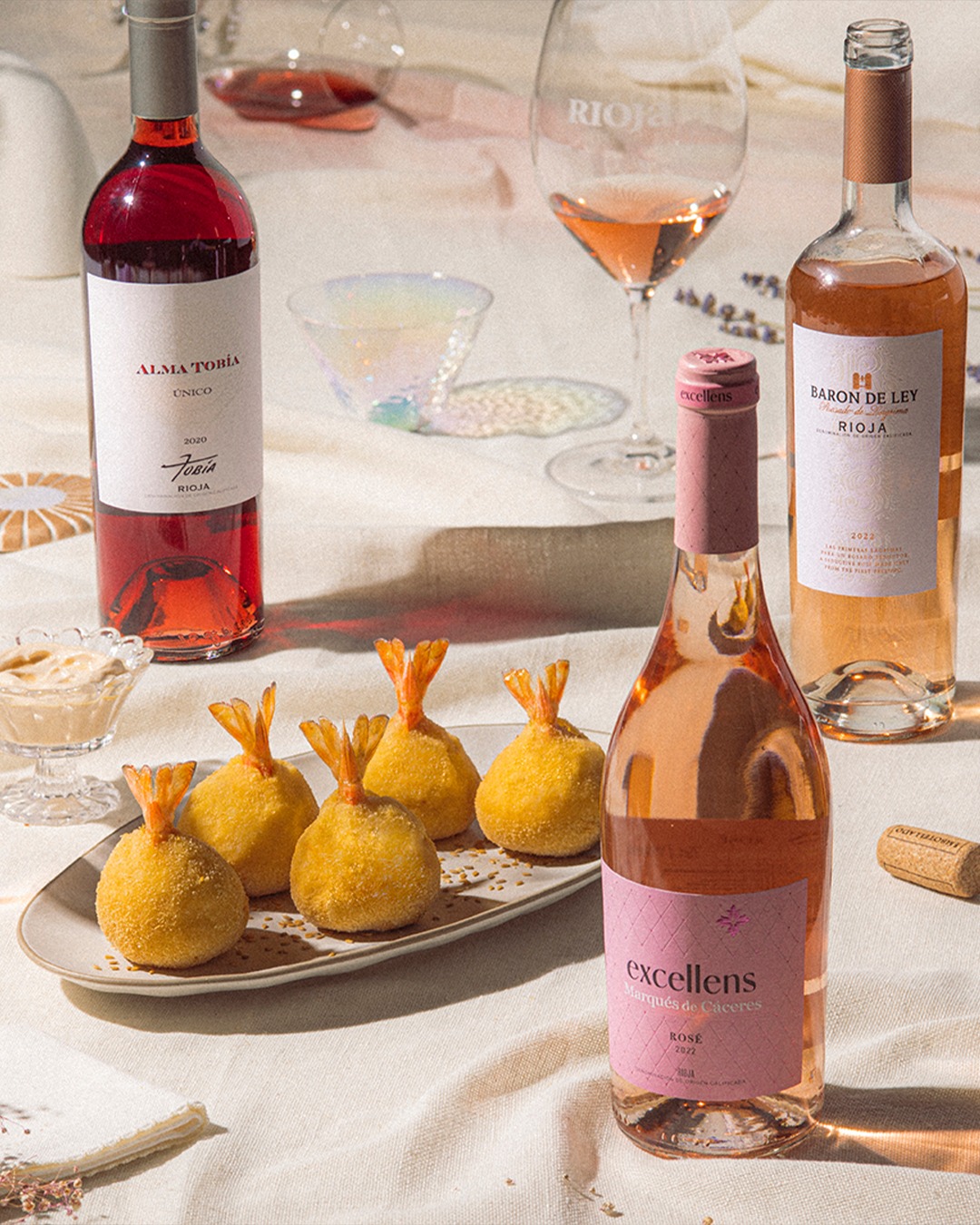 Impress your guests with just a starter. 

Rioja’s rosés cut through the richness of fried shrimp balls, lifting each bite with elegant fruit notes for a delicious duet. Tag the person you’d share these with!
