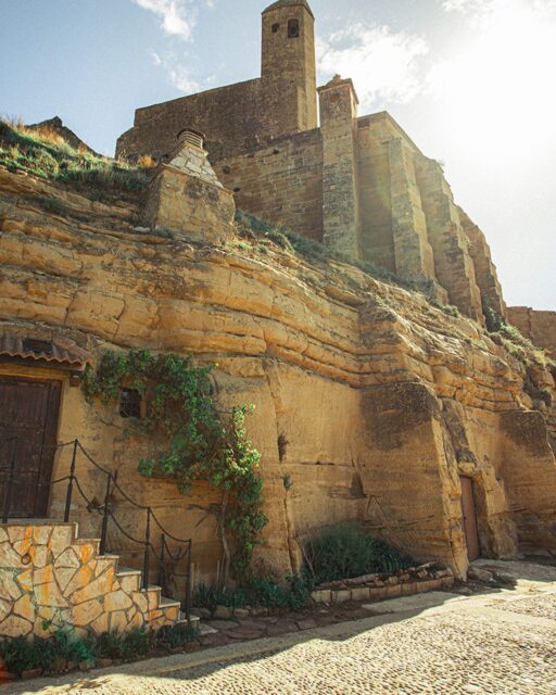 We treat our monuments as we treat our soil. Since the 16th century, Rioja’s Church of Santa María la Mayor has been meticulously cared for to stay in stunning condition.