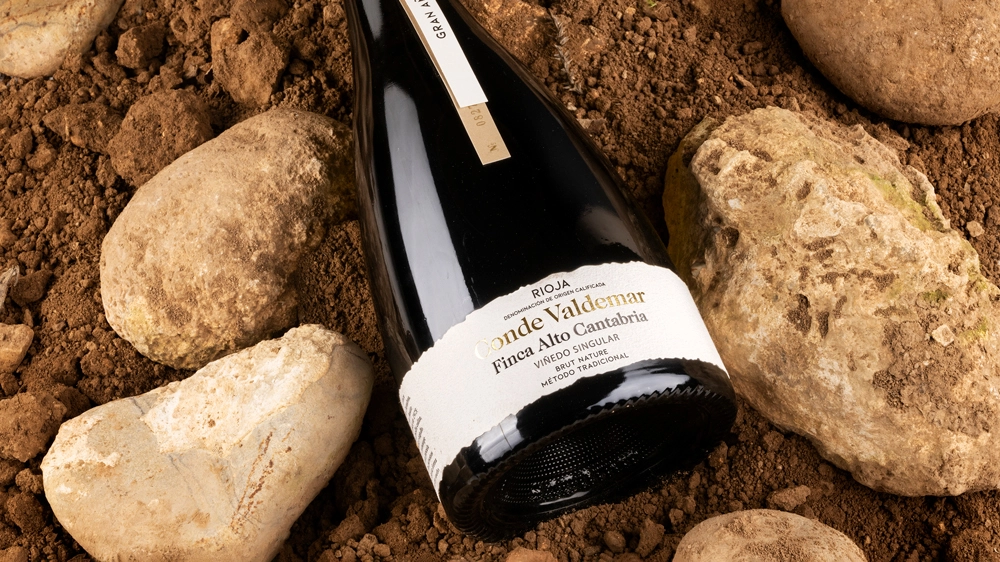 The First Sparkling Wine to Earn Rioja’s Highest Distinction is Bold, Effervescent, and Complex