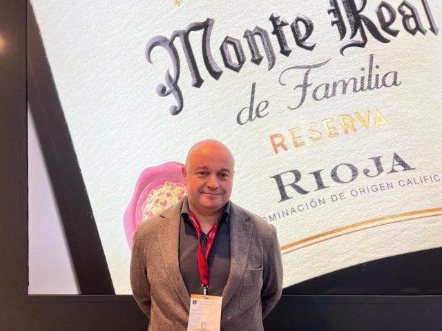 Bodegas Riojanas’ director general Eduardo Saínz Marotías