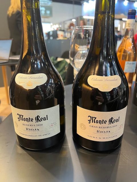 Monte Real Wine Bottles Blanco and Viura and Malavasa